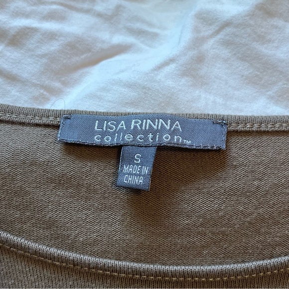 Lisa Rinna long sleeve slit side top - Picture 5 of 7